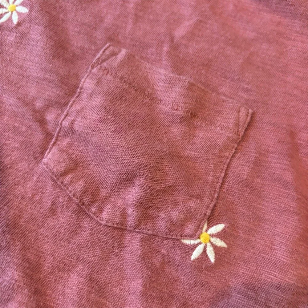GAP kind tee